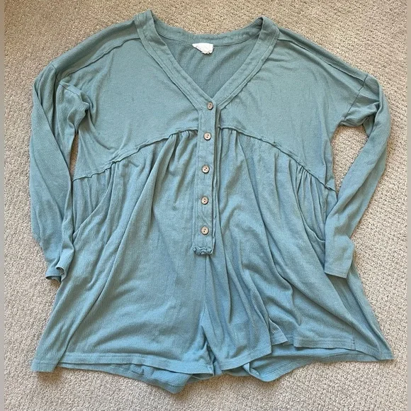 Heyson Long Sleeve Romper Small - Picture 5 of 8